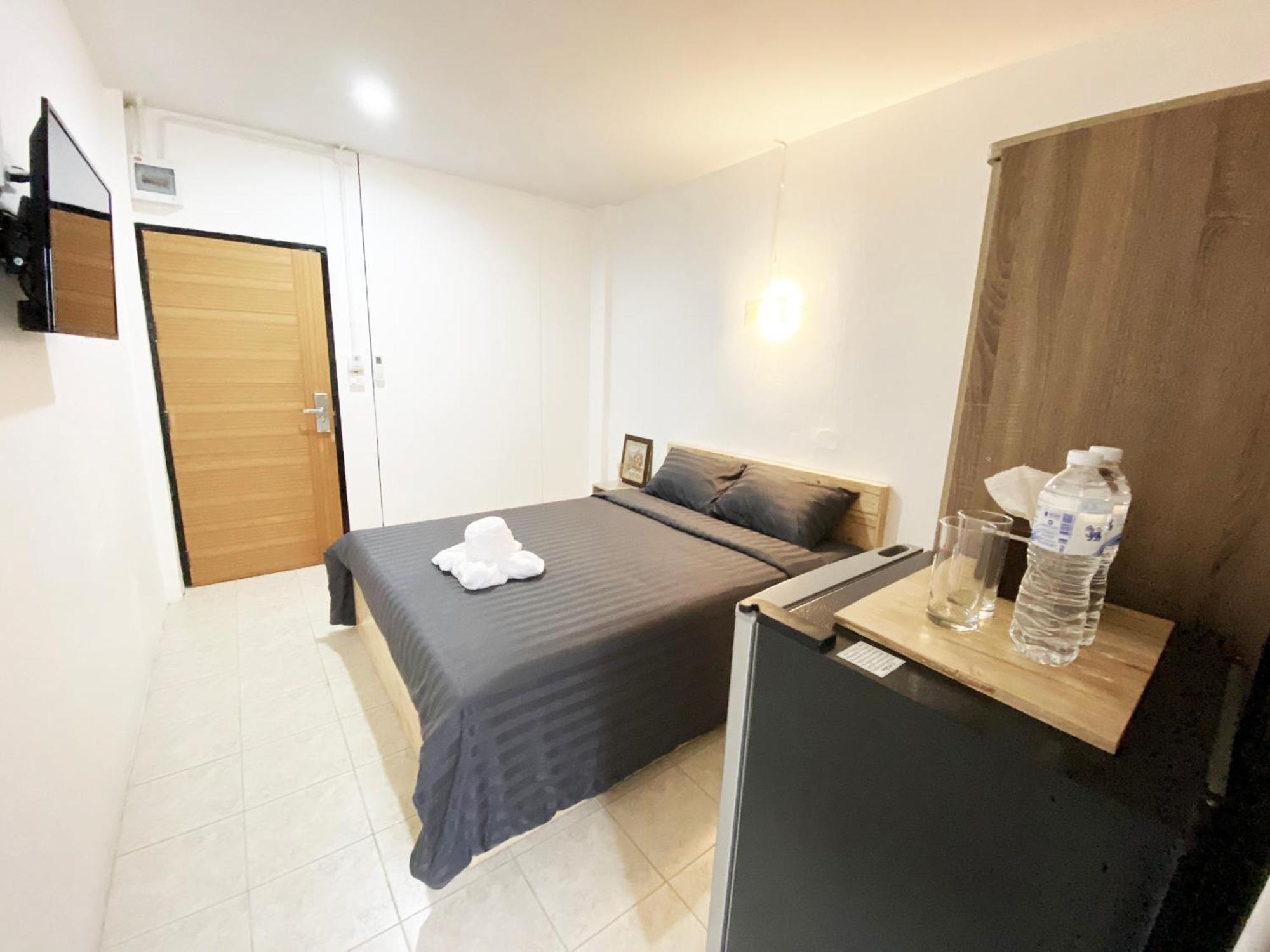 Aparthotel Racha Caftel - 7 House - รชาคาฟเทล Čiang Mai Exteriér fotografie