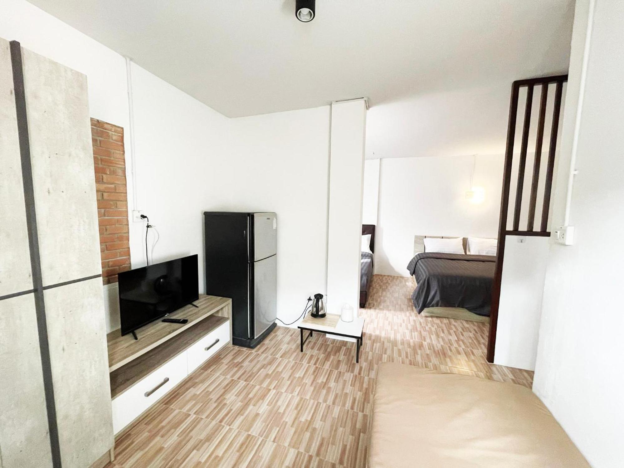 Aparthotel Racha Caftel - 7 House - รชาคาฟเทล Čiang Mai Exteriér fotografie