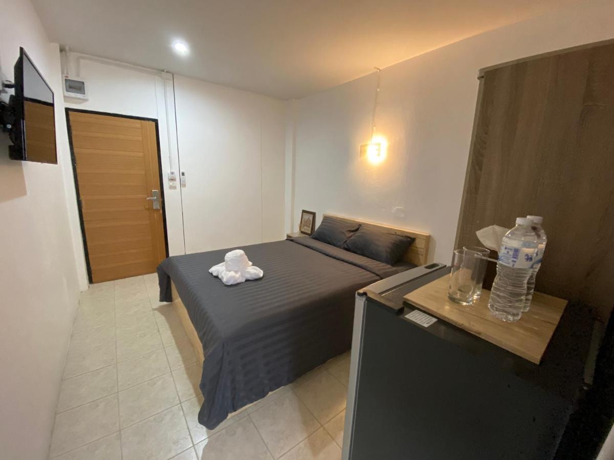 Aparthotel Racha Caftel - 7 House - รชาคาฟเทล Čiang Mai Exteriér fotografie