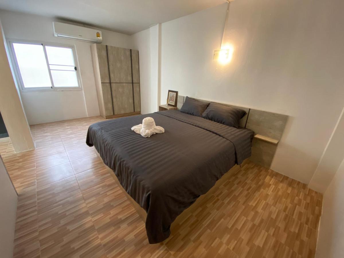 Aparthotel Racha Caftel - 7 House - รชาคาฟเทล Čiang Mai Exteriér fotografie