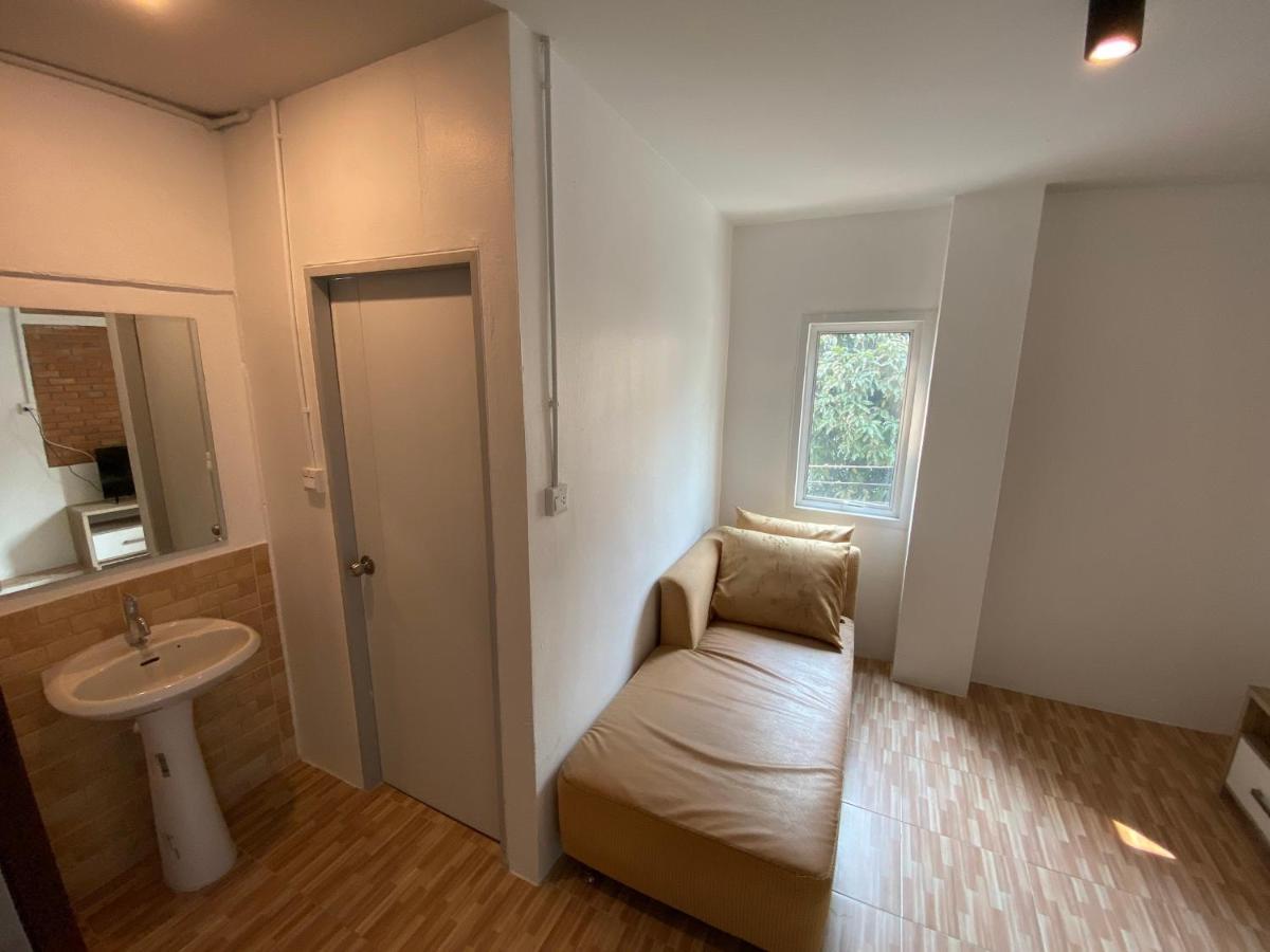 Aparthotel Racha Caftel - 7 House - รชาคาฟเทล Čiang Mai Exteriér fotografie