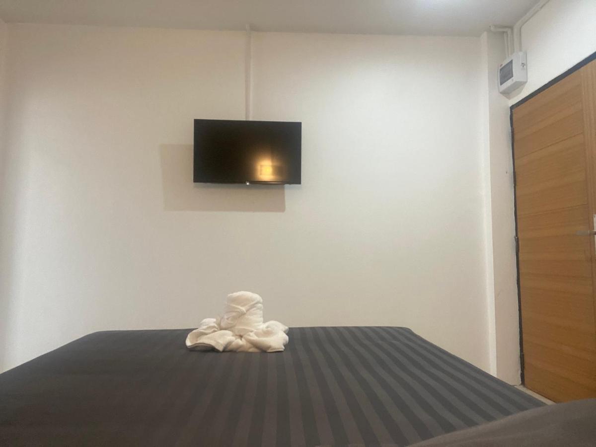 Aparthotel Racha Caftel - 7 House - รชาคาฟเทล Čiang Mai Exteriér fotografie